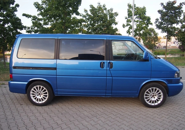 Volkswagen Multivan cena 65000 przebieg: 237000, rok produkcji 2003 z Bydgoszcz małe 436